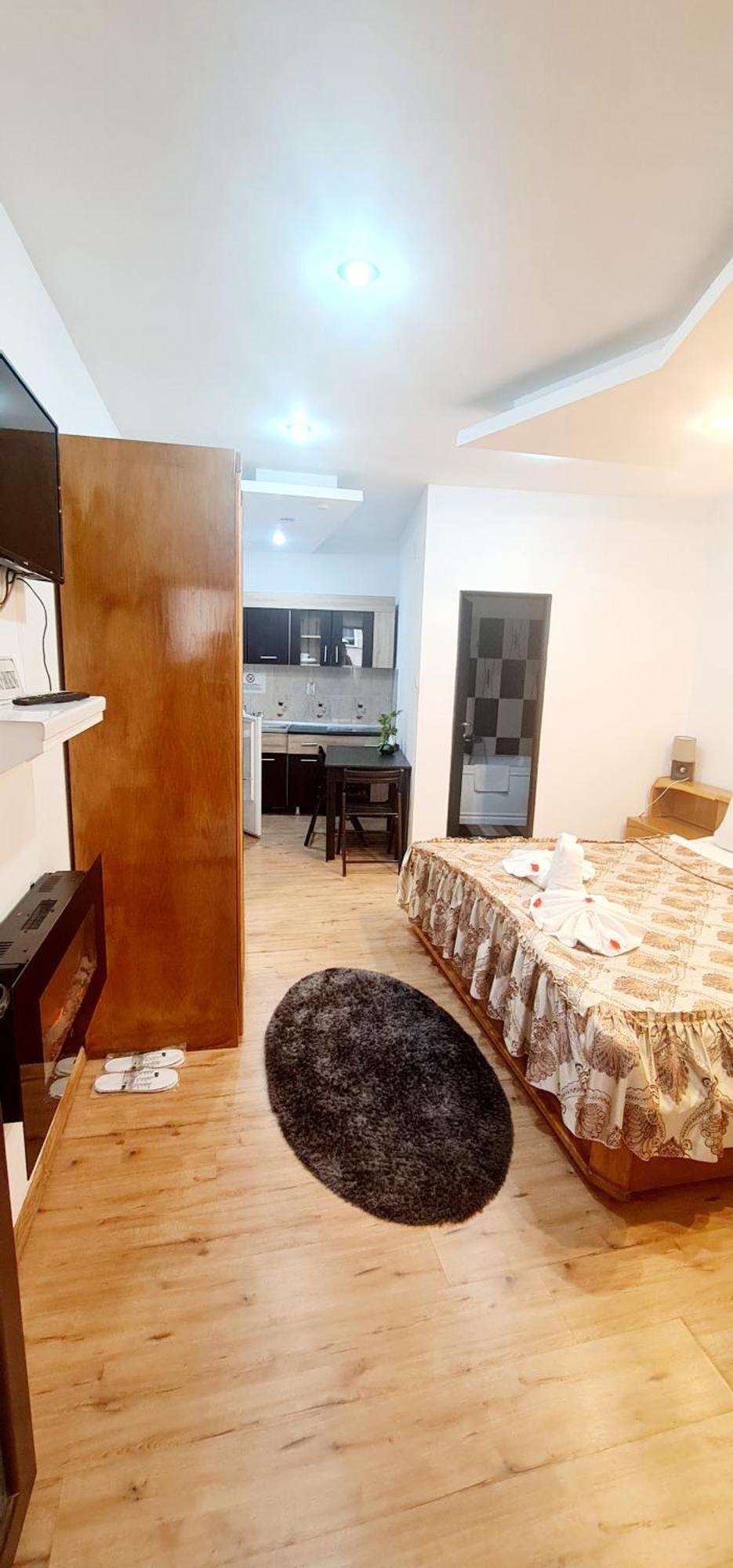 Pensiunea Red Rose Apartments 티미쇼아라 외부 사진
