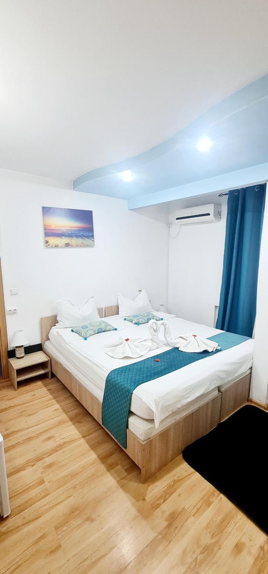 Pensiunea Red Rose Apartments 티미쇼아라 외부 사진